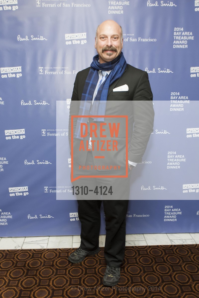 Donald Dewsnev, 2014 Bay Area Treasure Award Honoring Jonathan Ive, US, October 31st, 2014, Photo #1310-4124 Donald Dewsnev, Photo #1310-4124