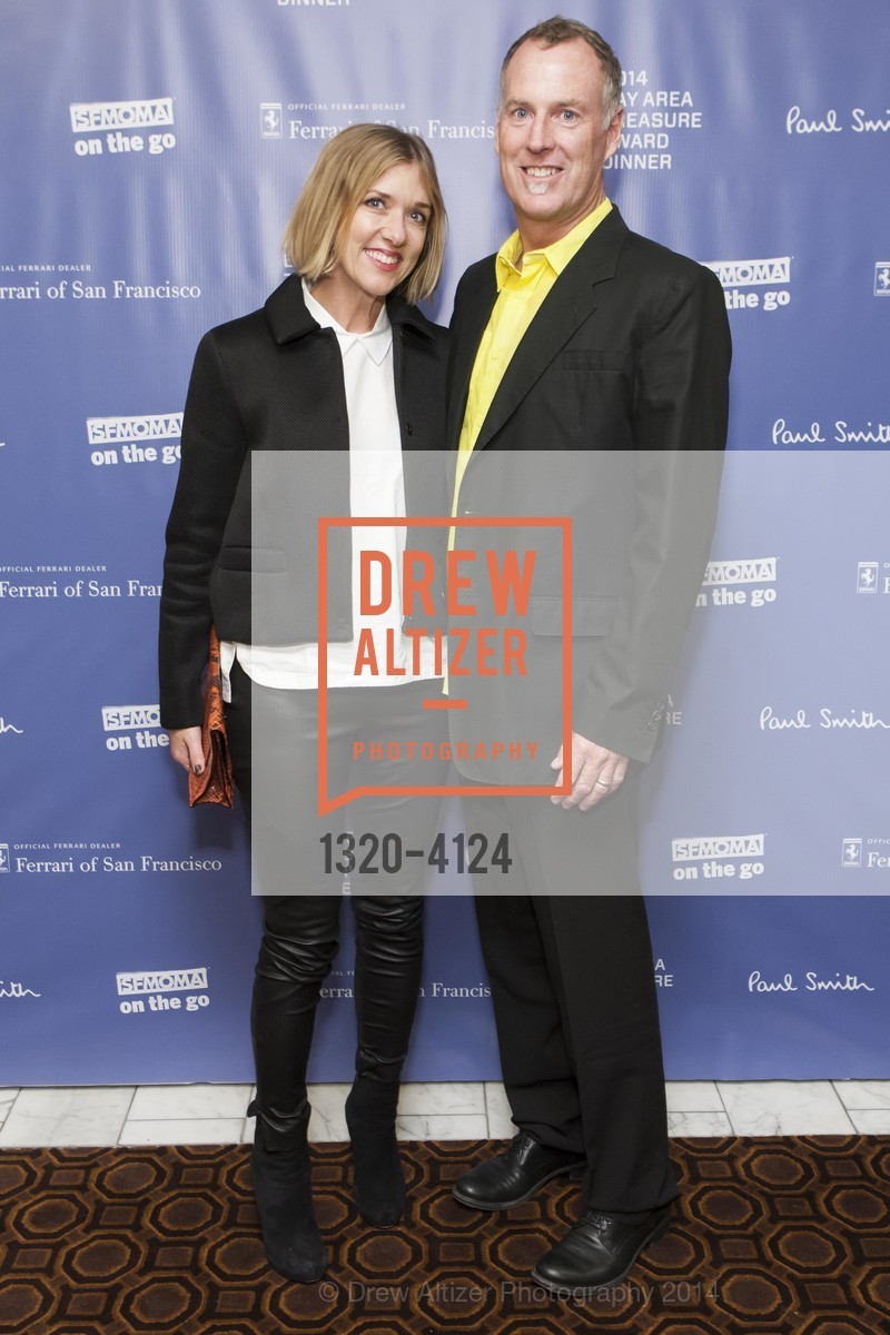 Lara Deam, Chris Deam, 2014 Bay Area Treasure Award Honoring Jonathan Ive, US, October 31st, 2014, Photo #1320-4124 Lara Deam, Chris Deam, Photo #1320-4124