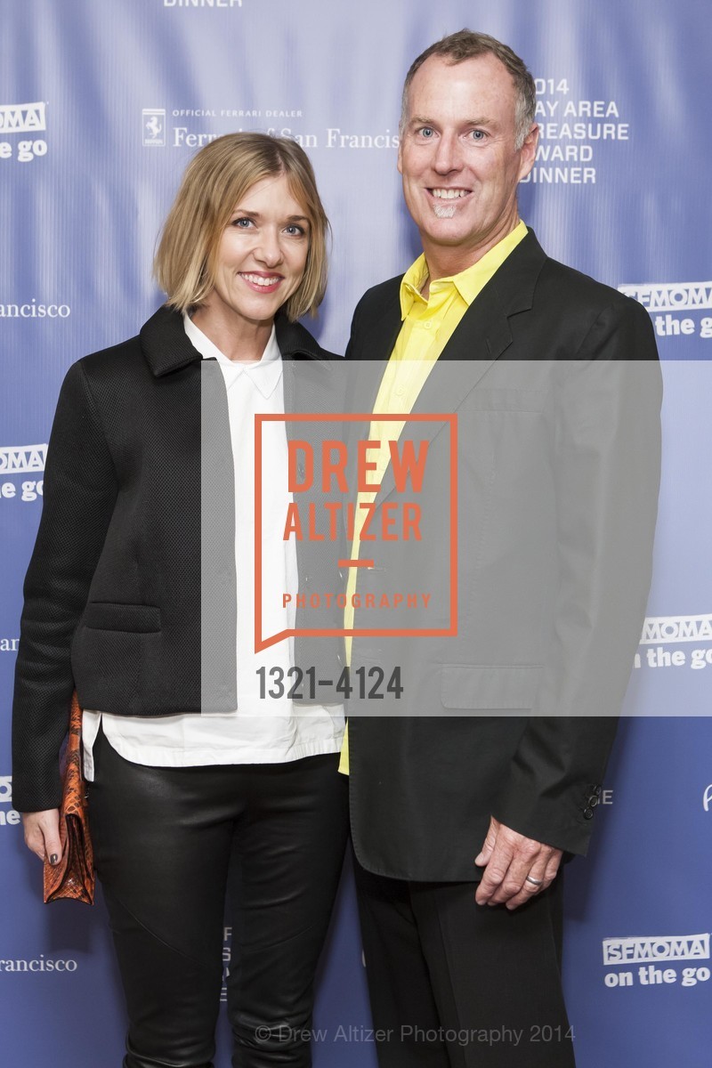 Lara Deam, Chris Deam, 2014 Bay Area Treasure Award Honoring Jonathan Ive, US, October 31st, 2014, Photo #1321-4124 Lara Deam, Chris Deam, Photo #1321-4124