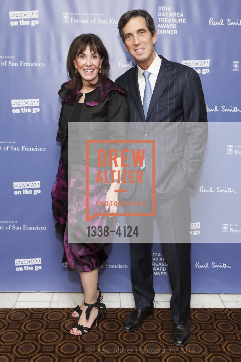 Jill Barnett, Andrew Barnett, 2014 Bay Area Treasure Award Honoring Jonathan Ive, US, October 31st, 2014, Photo #1338-4124 Jill Barnett, Andrew Barnett, Photo #1338-4124