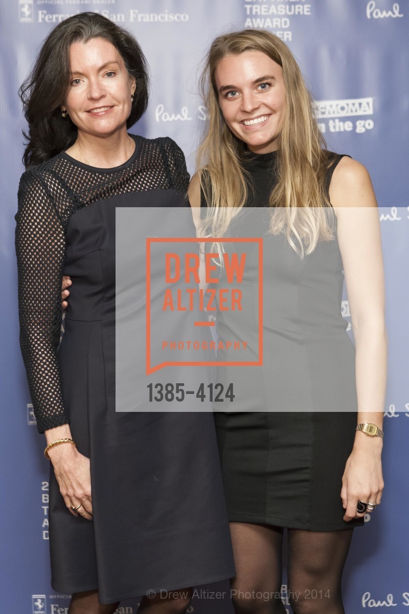 Elizabeth Birka-White, Julia Birka-White, 2014 Bay Area Treasure Award Honoring Jonathan Ive, US, October 31st, 2014, Photo #1385-4124 Elizabeth Birka-White, Julia Birka-White, Photo #1385-4124