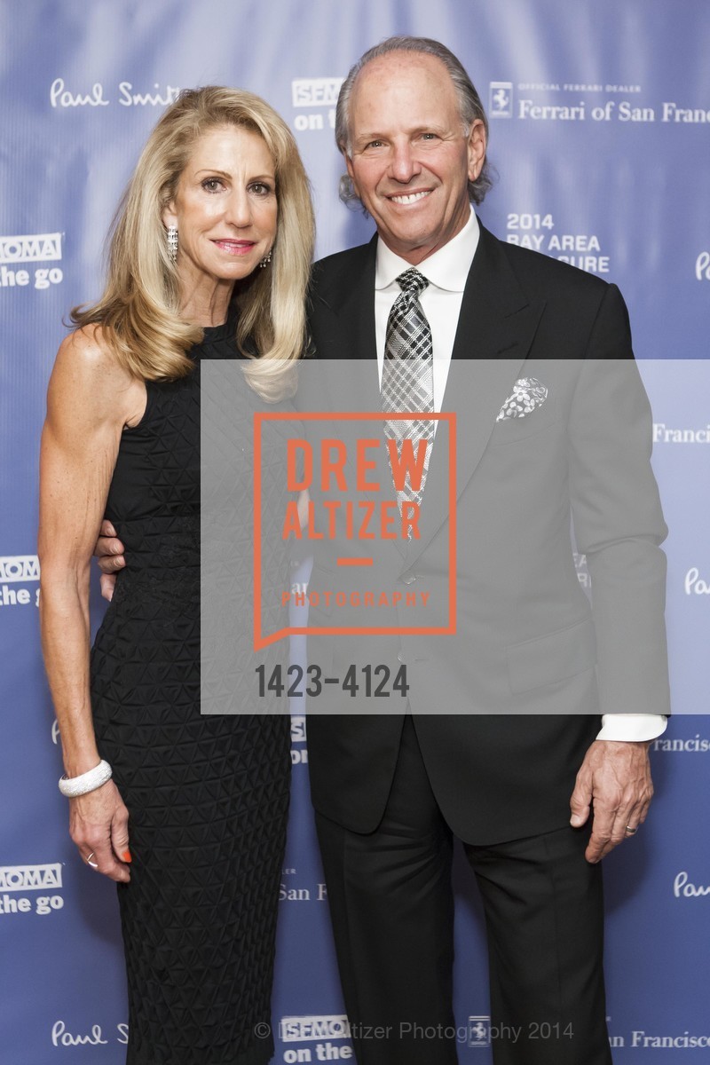 Sherry Felson, Joe Felson, 2014 Bay Area Treasure Award Honoring Jonathan Ive, US, October 31st, 2014, Photo #1423-4124 Sherry Felson, Joe Felson, Photo #1423-4124