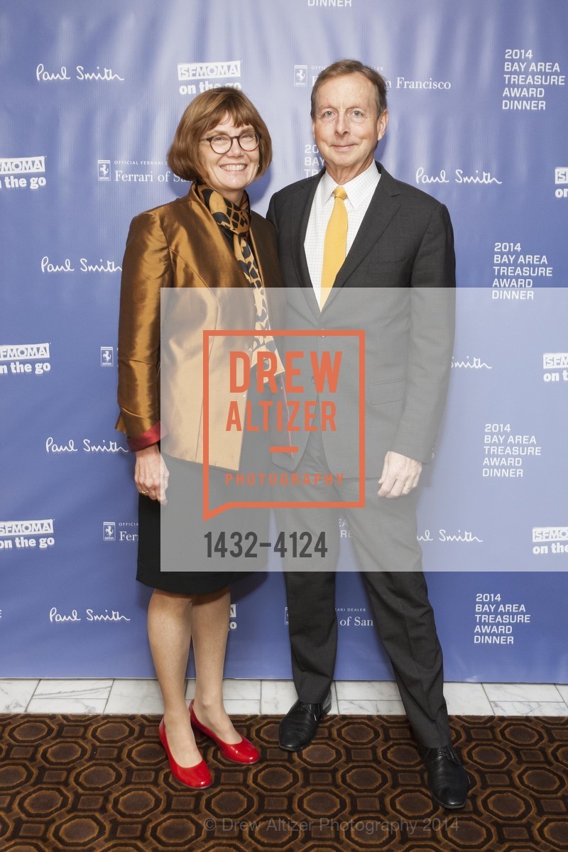 Jan O'Brien, Craig Hartman, 2014 Bay Area Treasure Award Honoring Jonathan Ive, US, October 31st, 2014, Photo #1432-4124 Jan O'Brien, Craig Hartman, Photo #1432-4124