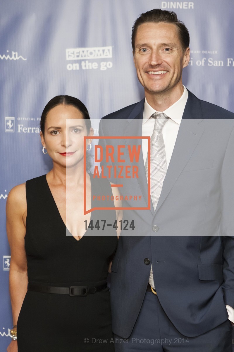 Courtney Dallaire, Seth Dallaire, 2014 Bay Area Treasure Award Honoring Jonathan Ive, US, October 31st, 2014, Photo #1447-4124 Courtney Dallaire, Seth Dallaire, Photo #1447-4124