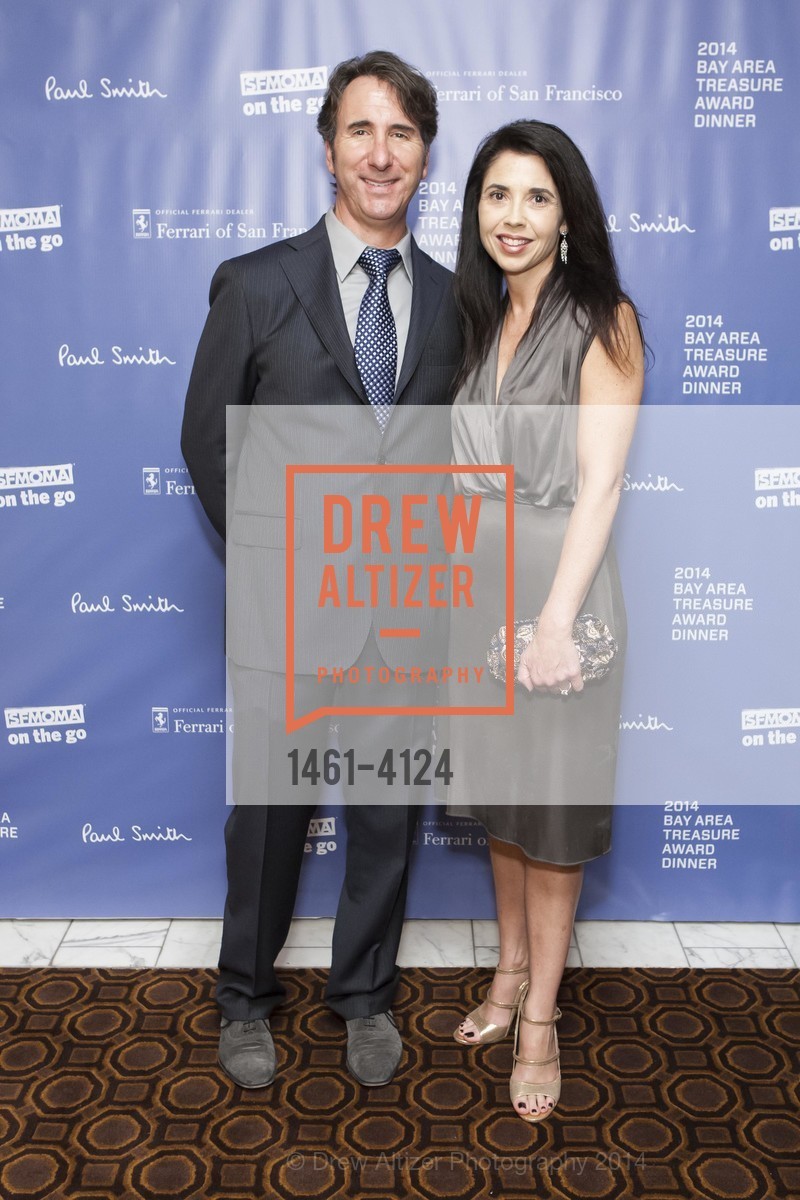 Mario Rodighiero, Candace Cavanaugh, 2014 Bay Area Treasure Award Honoring Jonathan Ive, US, October 31st, 2014, Photo #1461-4124 Mario Rodighiero, Candace Cavanaugh, Photo #1461-4124