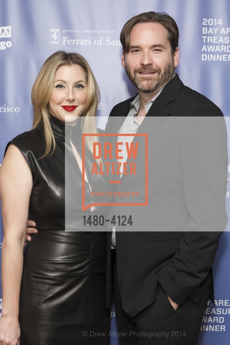Shauna Harden, Mike Harden, 2014 Bay Area Treasure Award Honoring Jonathan Ive, US, October 31st, 2014, Photo #1480-4124 Shauna Harden, Mike Harden, Photo #1480-4124