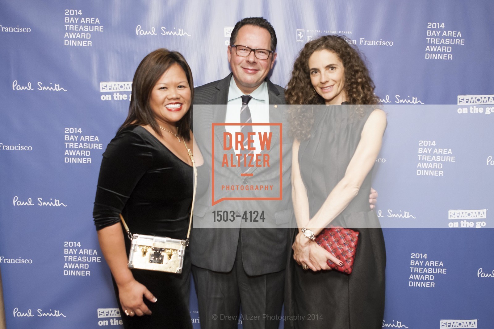 Camille Anderson, Scott Anderson, Monica Savini, 2014 Bay Area Treasure Award Honoring Jonathan Ive, US, October 31st, 2014, Photo #1503-4124 Camille Anderson, Scott Anderson, Monica Savini, Photo #1503-4124