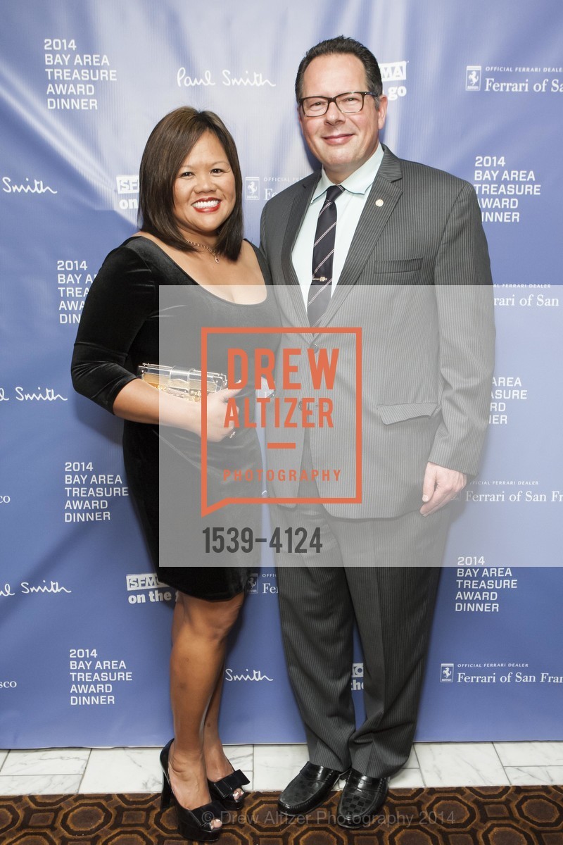 Camille Anderson, Scott Anderson, 2014 Bay Area Treasure Award Honoring Jonathan Ive, US, October 31st, 2014, Photo #1539-4124 Camille Anderson, Scott Anderson, Photo #1539-4124