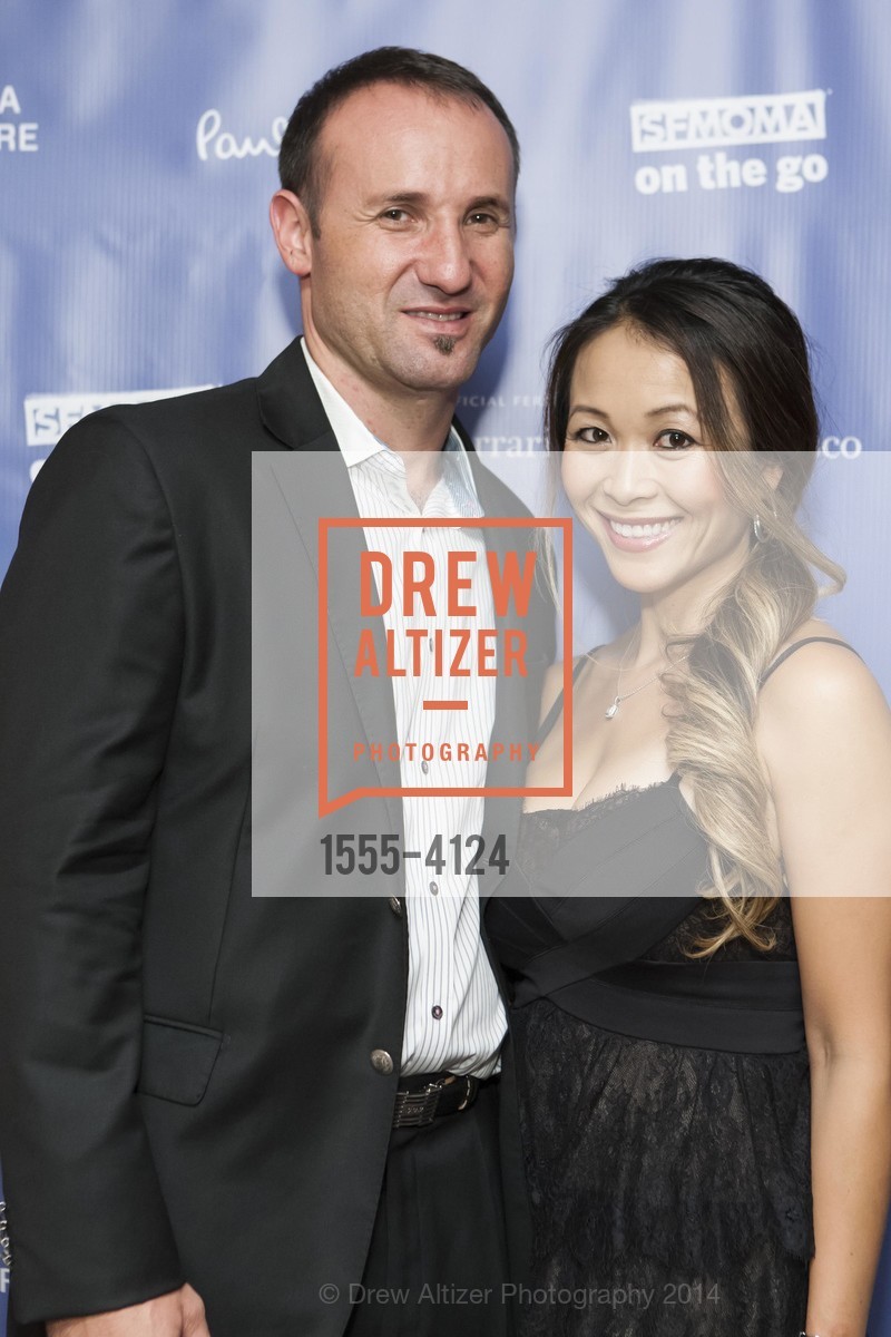 Jerry Benitt, Phien Benitt, 2014 Bay Area Treasure Award Honoring Jonathan Ive, US, October 31st, 2014, Photo #1555-4124 Jerry Benitt, Phien Benitt, Photo #1555-4124