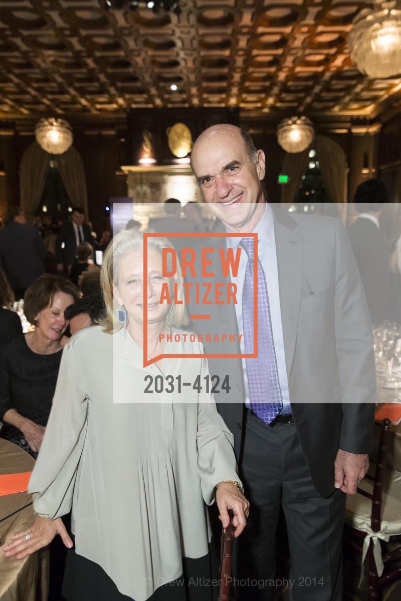Mimi Haas, Bob Fisher, 2014 Bay Area Treasure Award Honoring Jonathan Ive, US, October 31st, 2014, Photo #2031-4124 Mimi Haas, Bob Fisher, Photo #2031-4124