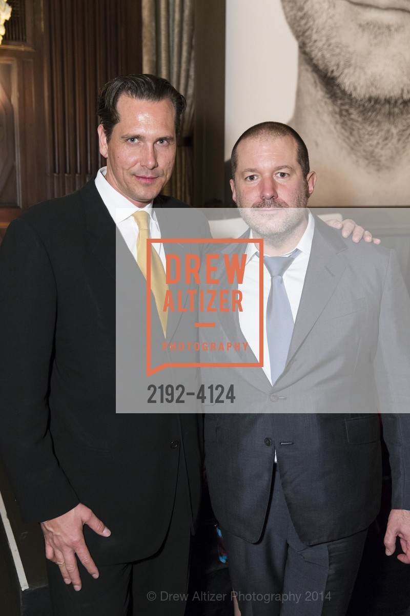 Mark Gustavson, Jony Ive, 2014 Bay Area Treasure Award Honoring Jonathan Ive, US, October 31st, 2014, Photo #2192-4124 Mark Gustavson, Jony Ive, Photo #2192-4124