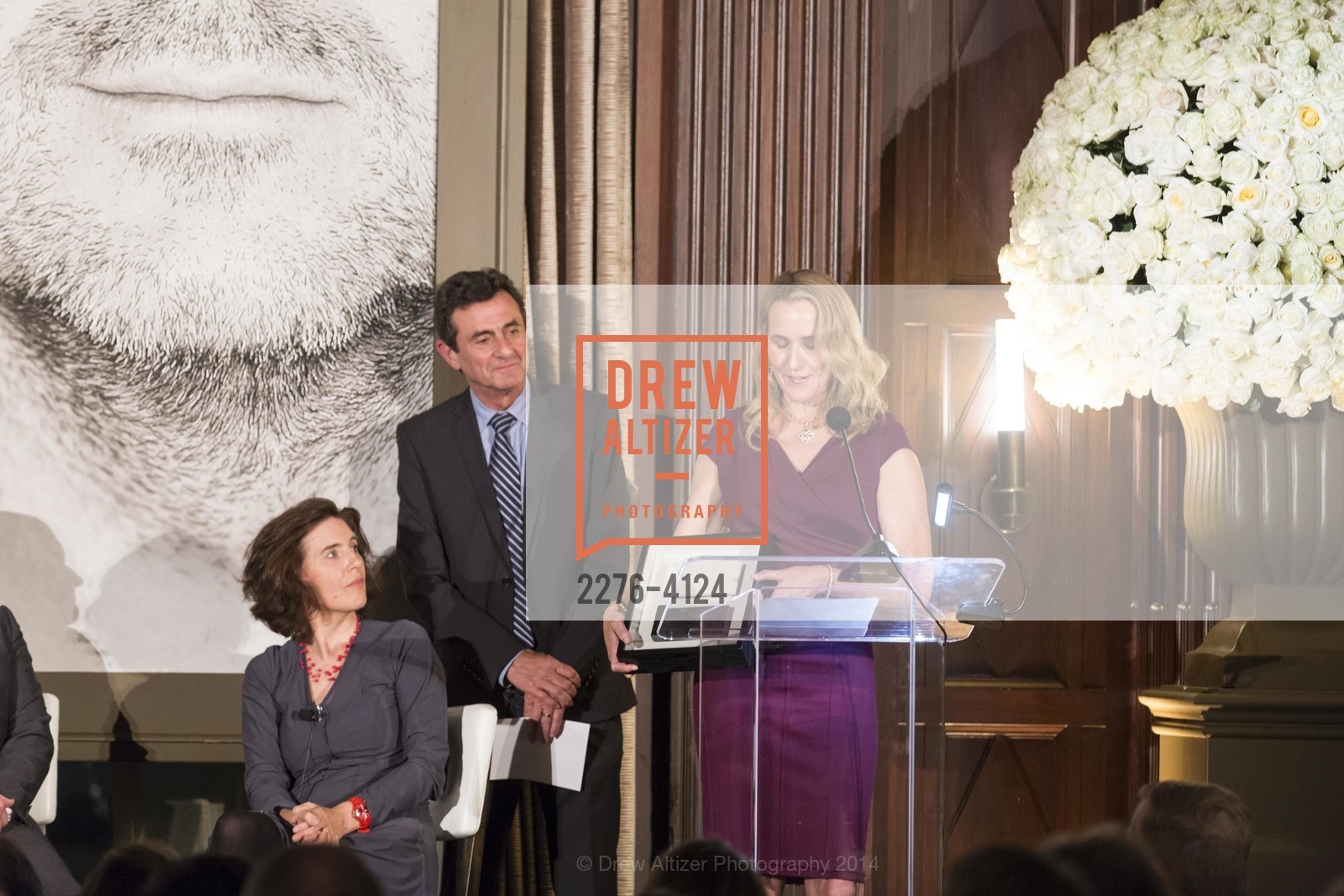 Frances Anderton, Neal Benezra, Maria Tengelia Watson, 2014 Bay Area Treasure Award Honoring Jonathan Ive, US, October 31st, 2014, Photo #2276-4124 Frances Anderton, Neal Benezra, Maria Tengelia Watson, Photo #2276-4124