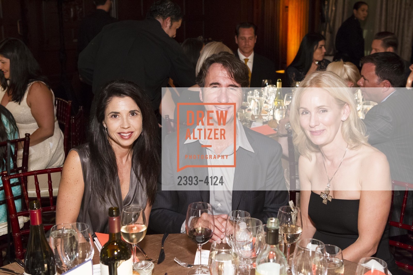 Candace Cavanaugh, Mario Rodighiero, Jennifer Benham, 2014 Bay Area Treasure Award Honoring Jonathan Ive, US, October 31st, 2014, Photo #2393-4124 Candace Cavanaugh, Mario Rodighiero, Jennifer Benham, Photo #2393-4124