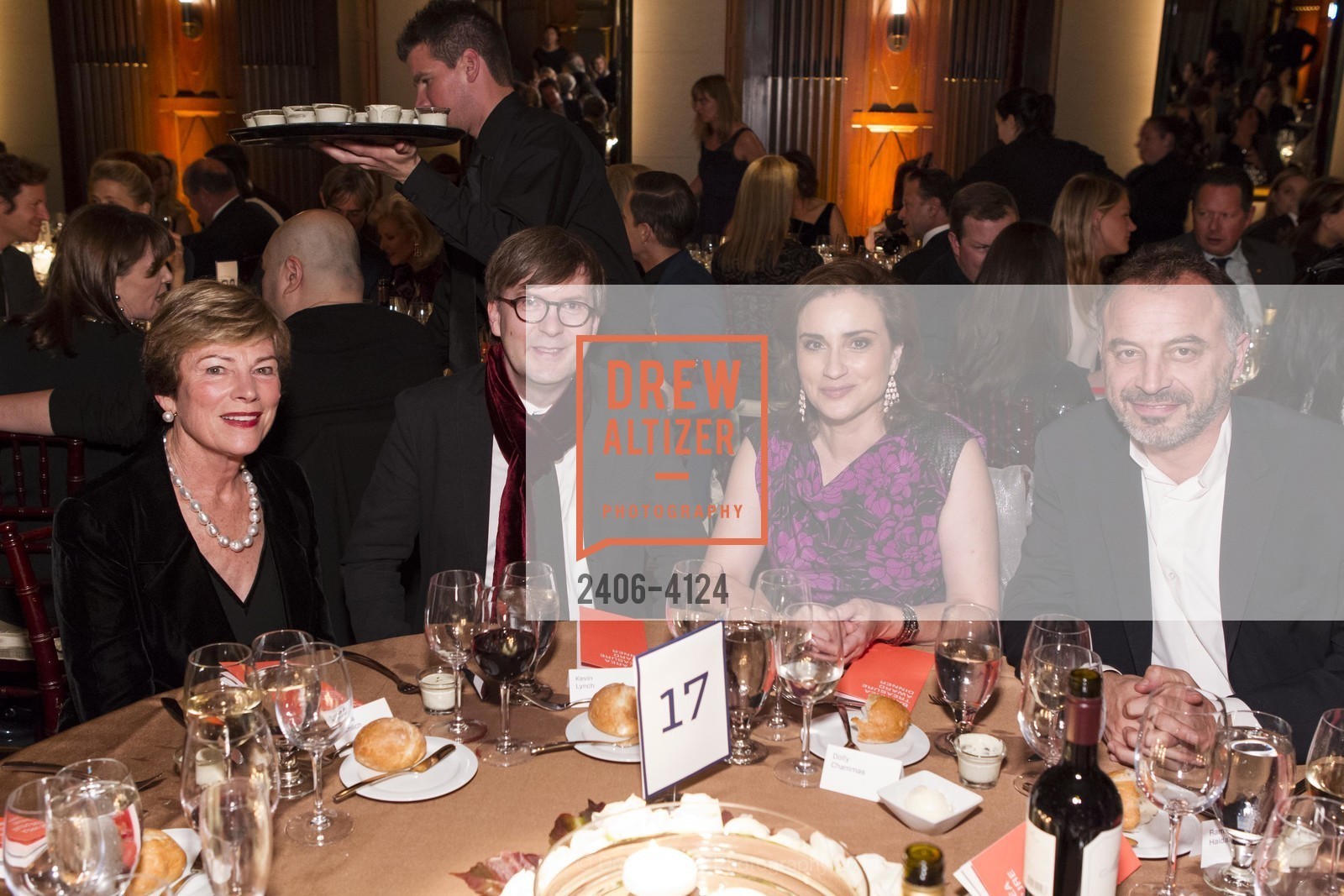Pam Kramlich, Kevin Lynch, Dolly Chammas, Ramzi Haidamus, 2014 Bay Area Treasure Award Honoring Jonathan Ive, US, October 31st, 2014, Photo #2406-4124 Pam Kramlich, Kevin Lynch, Dolly Chammas, Ramzi Haidamus, Photo #2406-4124