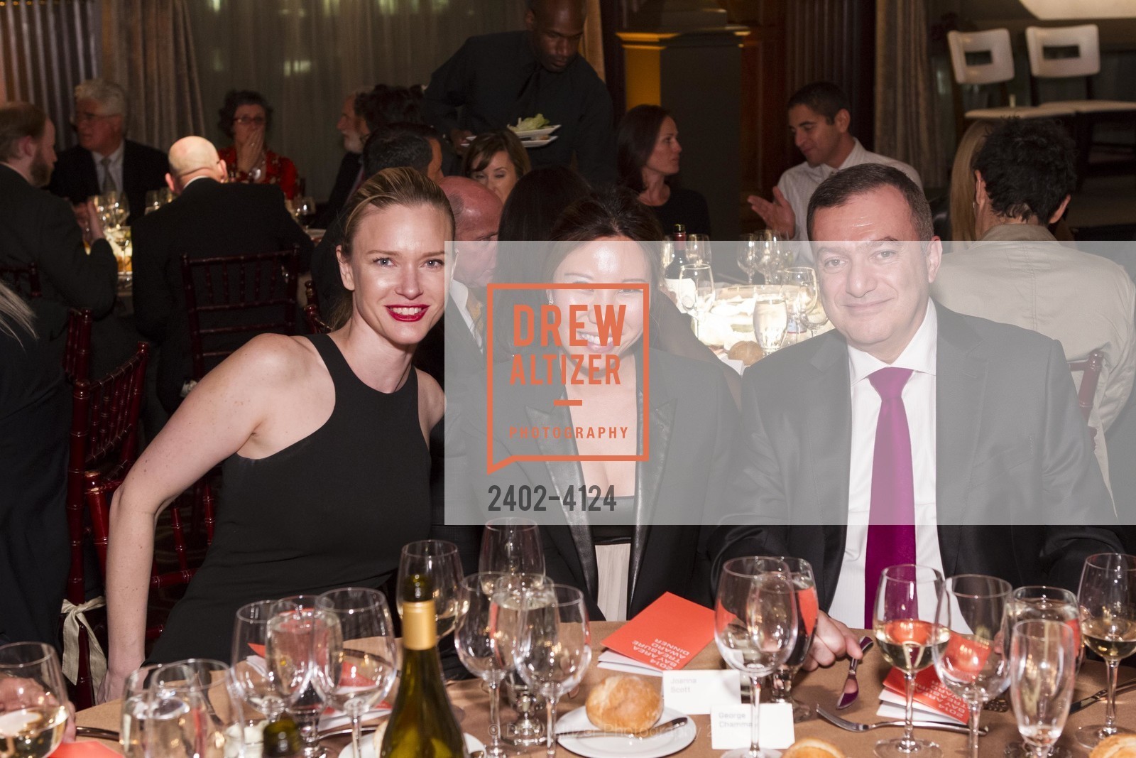 Justine Musk, Joanna Scott, George Chammas, 2014 Bay Area Treasure Award Honoring Jonathan Ive, US, October 31st, 2014, Photo #2402-4124 Justine Musk, Joanna Scott, George Chammas, Photo #2402-4124