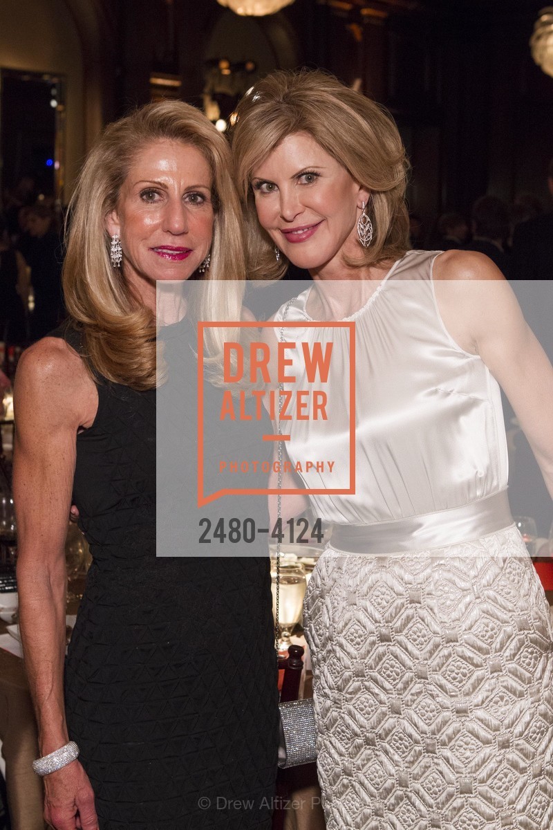 Sherry Felson, Cynthia Deaver, 2014 Bay Area Treasure Award Honoring Jonathan Ive, US, October 31st, 2014, Photo #2480-4124 Sherry Felson, Cynthia Deaver, Photo #2480-4124