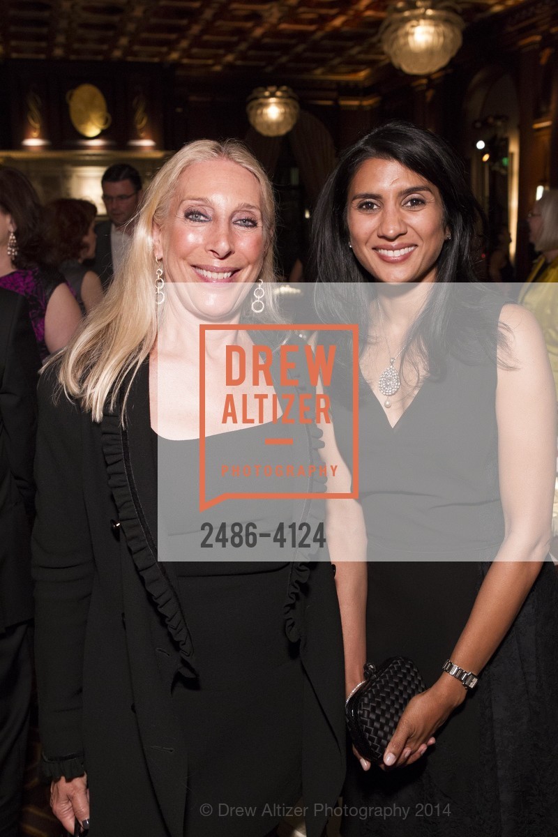 Betsy Linder, Alka Agrawal, 2014 Bay Area Treasure Award Honoring Jonathan Ive, US, October 31st, 2014, Photo #2486-4124 Betsy Linder, Alka Agrawal, Photo #2486-4124