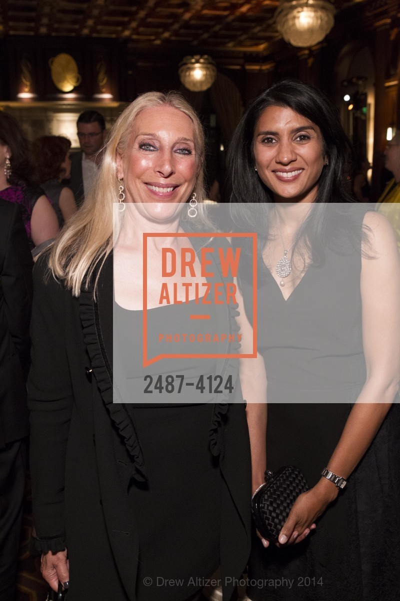 Betsy Linder, Alka Agrawal, 2014 Bay Area Treasure Award Honoring Jonathan Ive, US, October 31st, 2014, Photo #2487-4124 Betsy Linder, Alka Agrawal, Photo #2487-4124