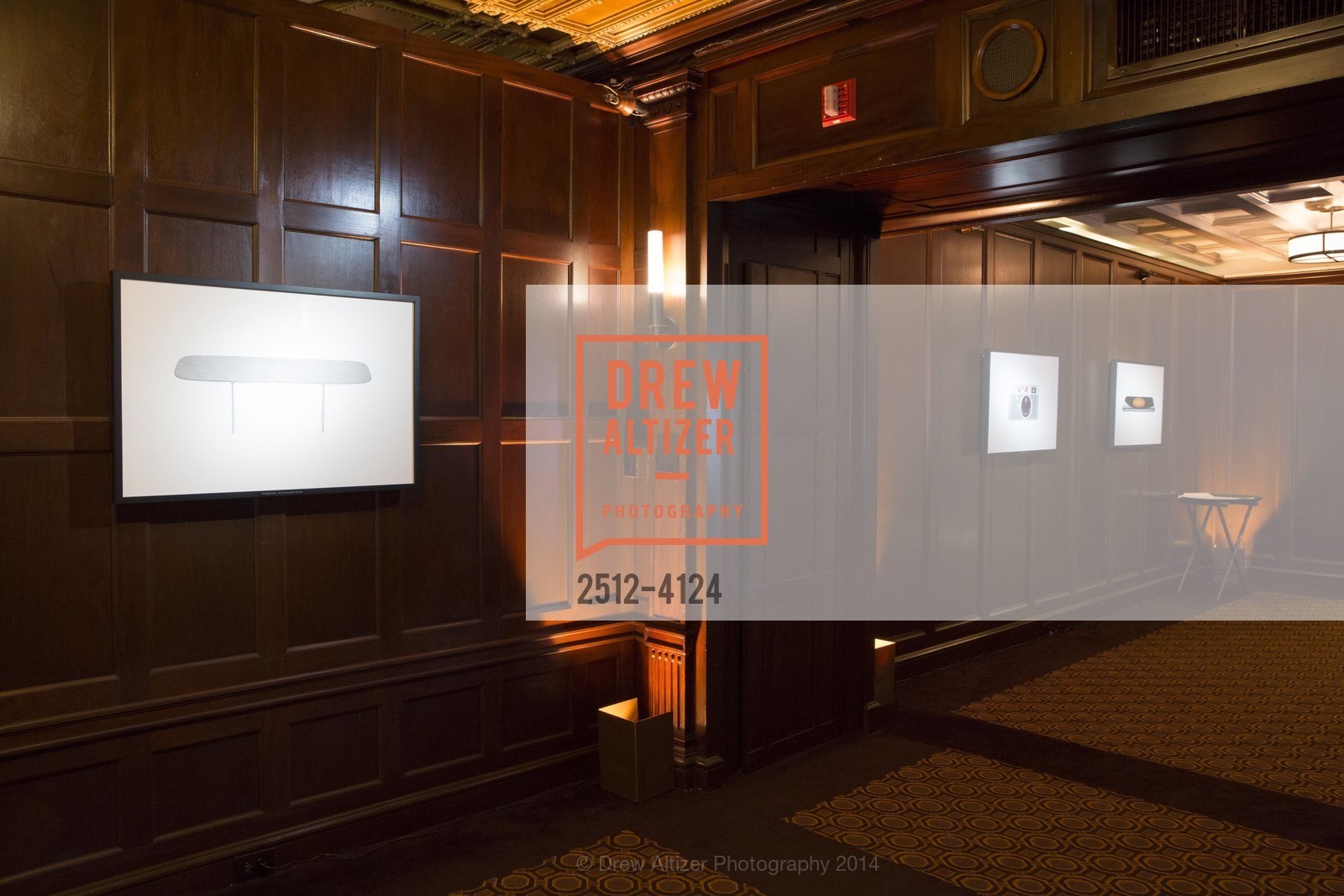 Atmosphere, 2014 Bay Area Treasure Award Honoring Jonathan Ive, US, October 31st, 2014, Photo #2512-4124 Atmosphere, Photo #2512-4124