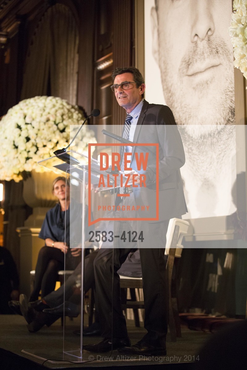 Neal Benezra, 2014 Bay Area Treasure Award Honoring Jonathan Ive, US, October 31st, 2014, Photo #2583-4124 Neal Benezra, Photo #2583-4124