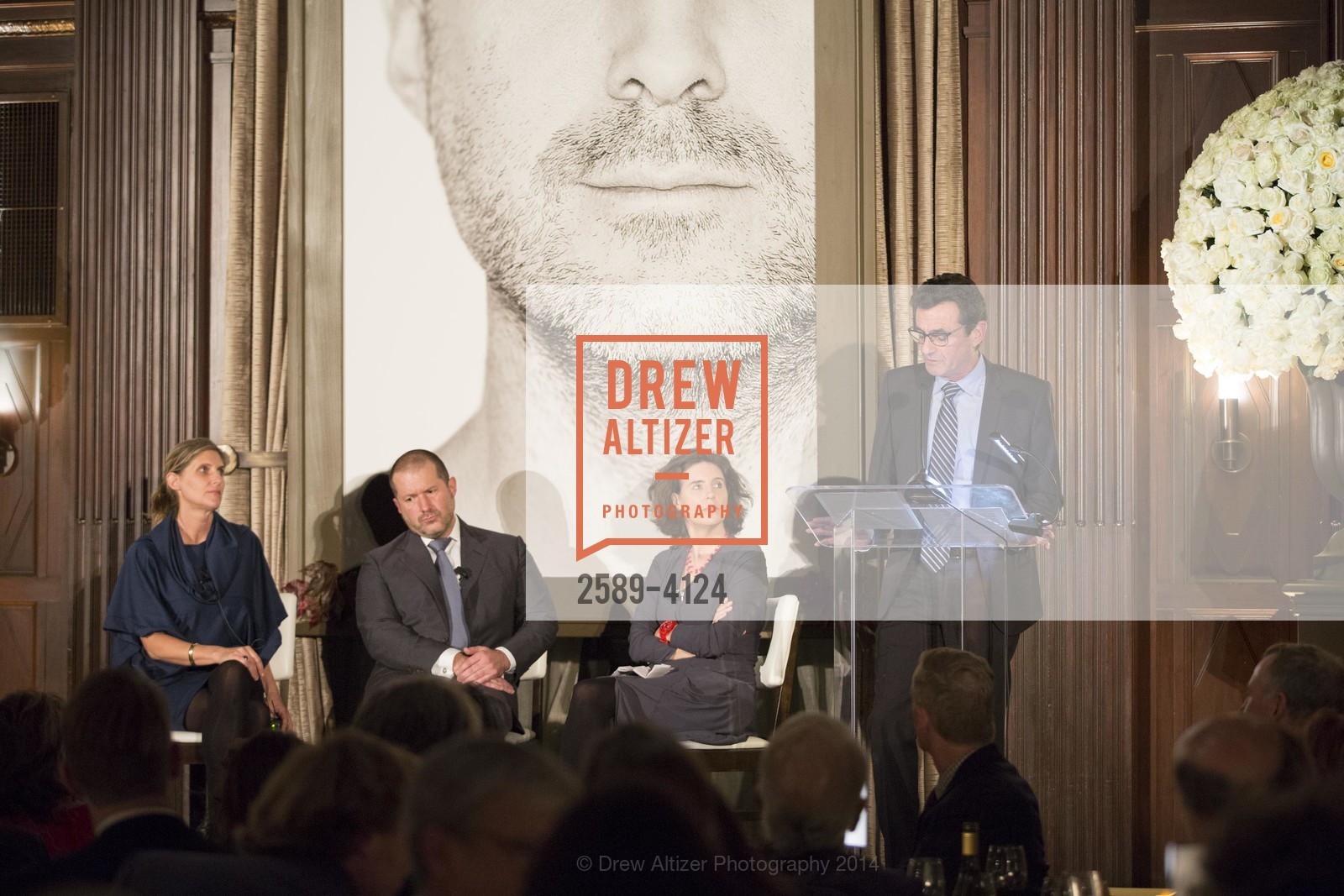 Jennifer Dunlop Fletcher, Jony Ive, Frances Anderton, Neal Benezra, Photo #2589-4124