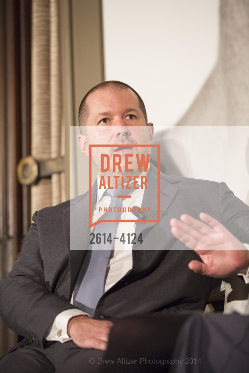 Jony Ive, 2014 Bay Area Treasure Award Honoring Jonathan Ive, US, October 31st, 2014, Photo #2614-4124 Jony Ive, Photo #2614-4124