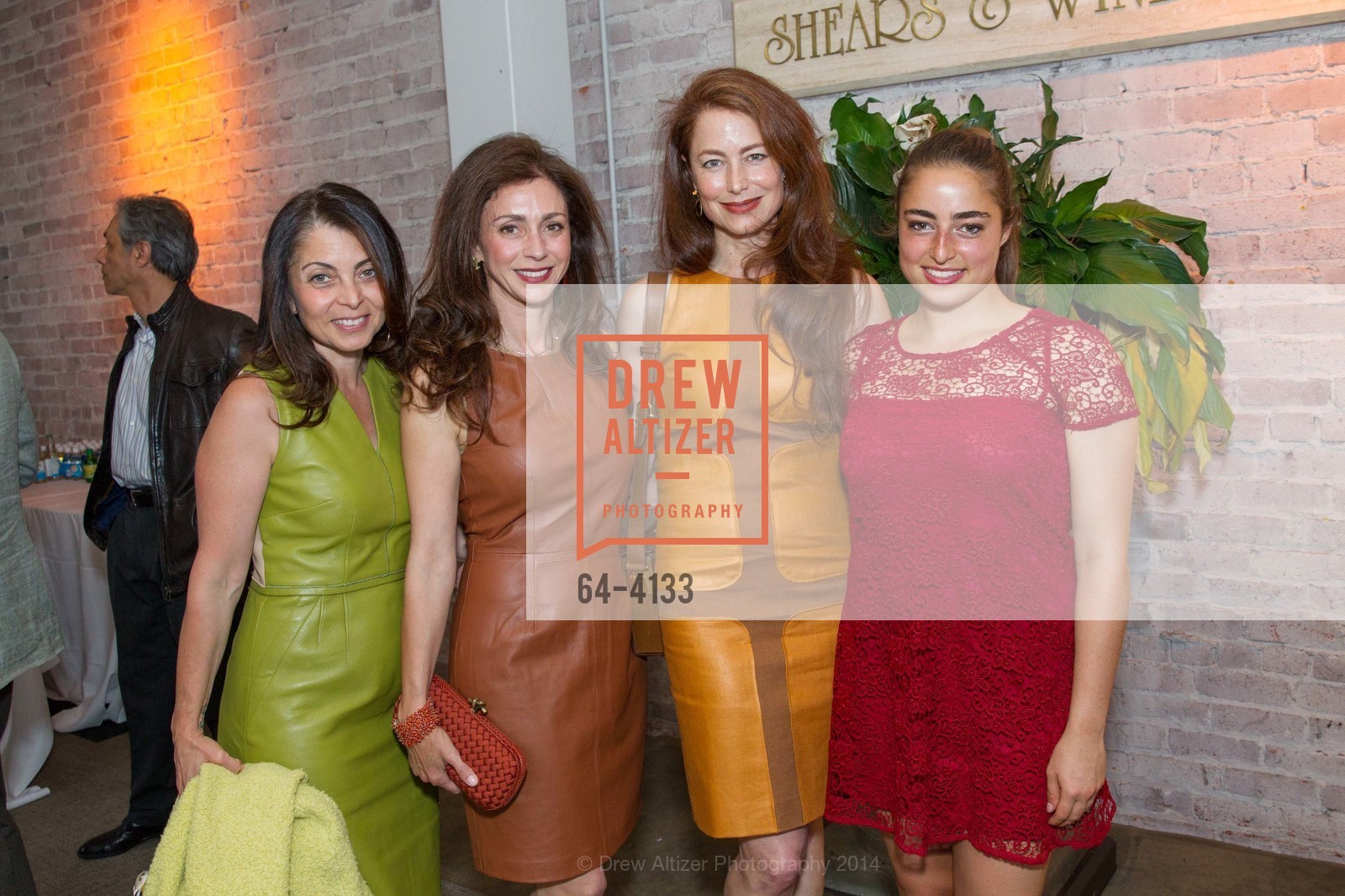 Neda Nobari, Maryam Muduroglu, Sheila Nahi, Kayla Nahi, 5th Annual ENVIRONMENTAL WORKING GROUP'S Earth Dinner, US, May 20th, 2014, Photo #64-4133 Neda Nobari, Maryam Muduroglu, Sheila Nahi, Kayla Nahi, Photo #64-4133