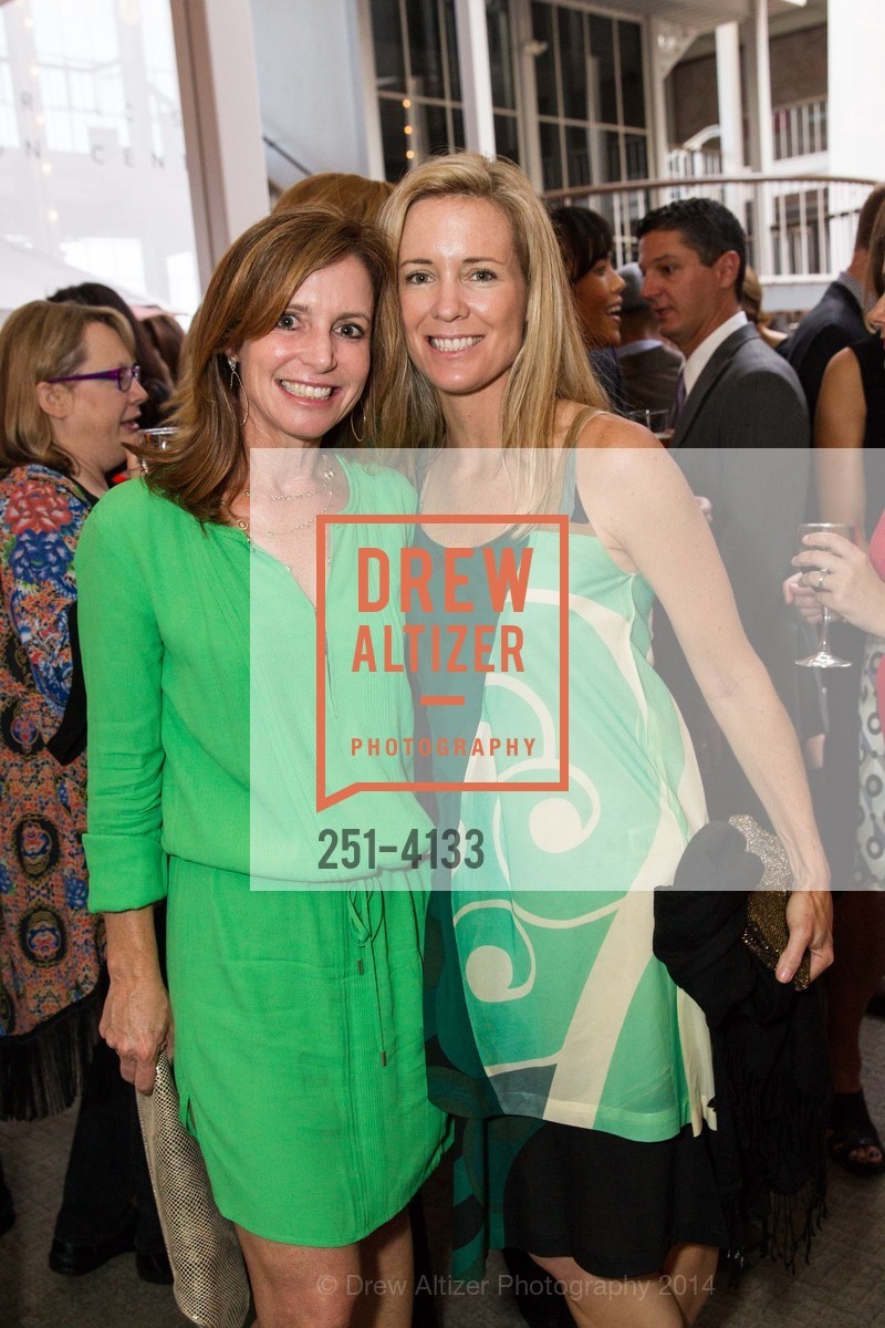Carrie Goodman, Danielle Daly, 5th Annual ENVIRONMENTAL WORKING GROUP'S Earth Dinner, US, May 20th, 2014, Photo #251-4133 Carrie Goodman, Danielle Daly, Photo #251-4133