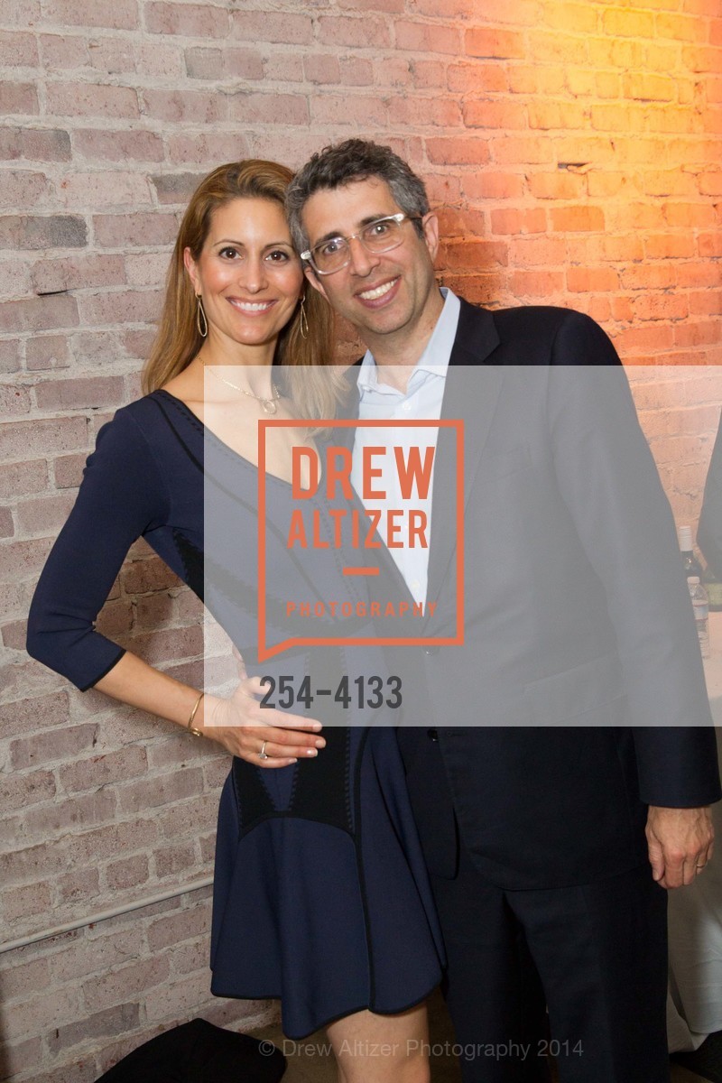 Suzanne Colodny, Mark Colodny, 5th Annual ENVIRONMENTAL WORKING GROUP'S Earth Dinner, US, May 20th, 2014, Photo #254-4133 Suzanne Colodny, Mark Colodny, Photo #254-4133