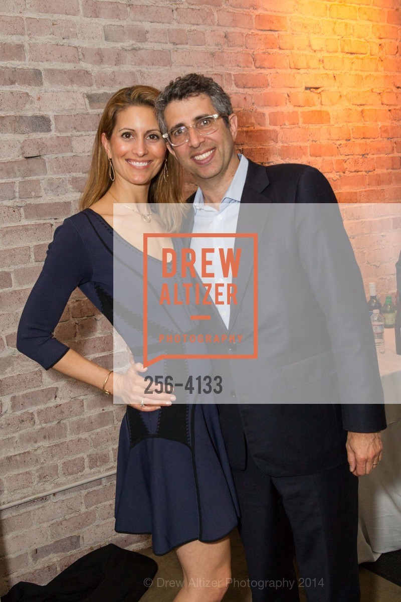 Suzanne Colodny, Mark Colodny, 5th Annual ENVIRONMENTAL WORKING GROUP'S Earth Dinner, US, May 20th, 2014, Photo #256-4133 Suzanne Colodny, Mark Colodny, Photo #256-4133
