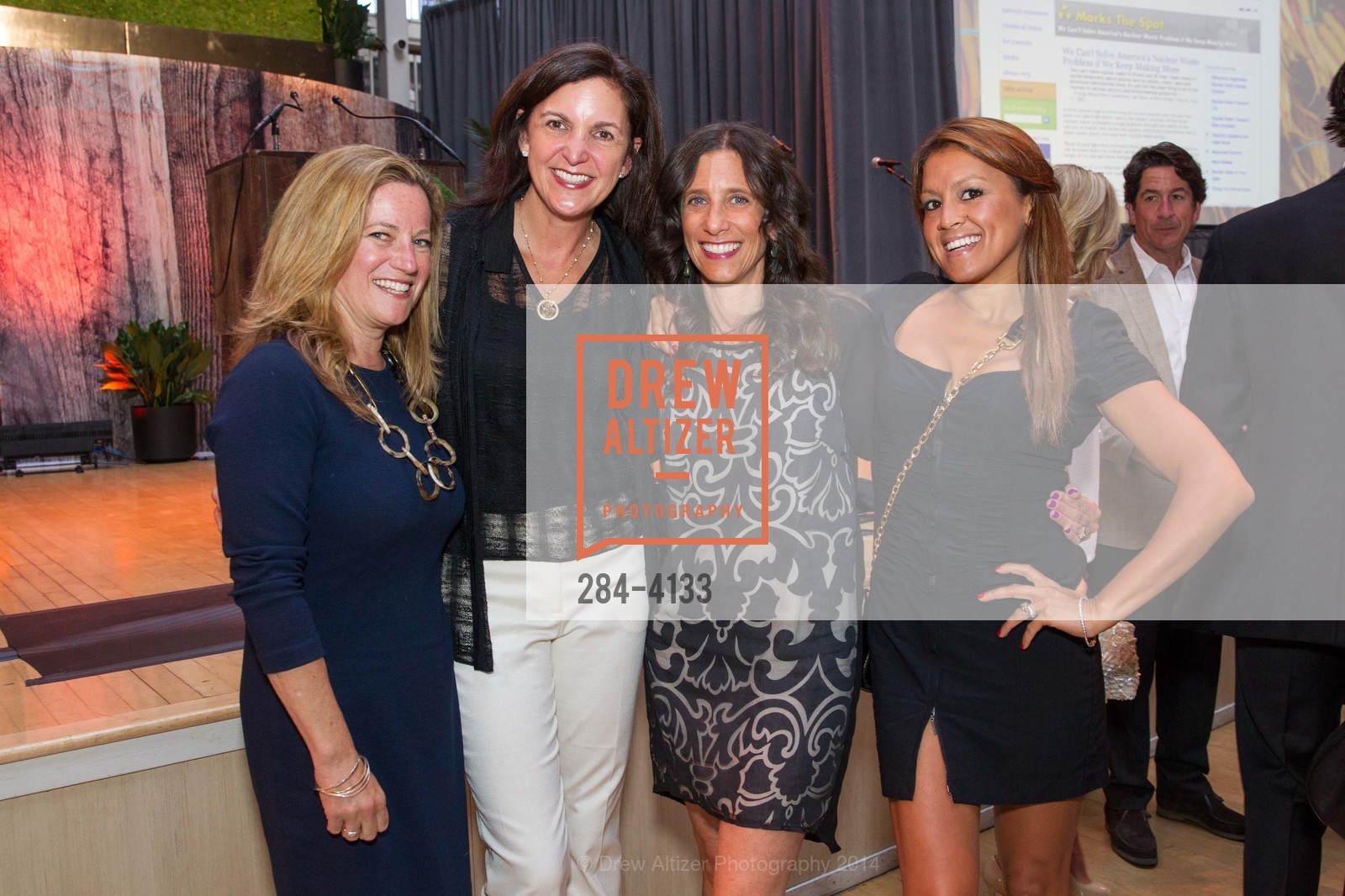 Carolyn Edwards, Jenna Feinberg, Jodi Liano, Nisreen Gardner, 5th Annual ENVIRONMENTAL WORKING GROUP'S Earth Dinner, US, May 20th, 2014, Photo #284-4133 Carolyn Edwards, Jenna Feinberg, Jodi Liano, Nisreen Gardner, Photo #284-4133