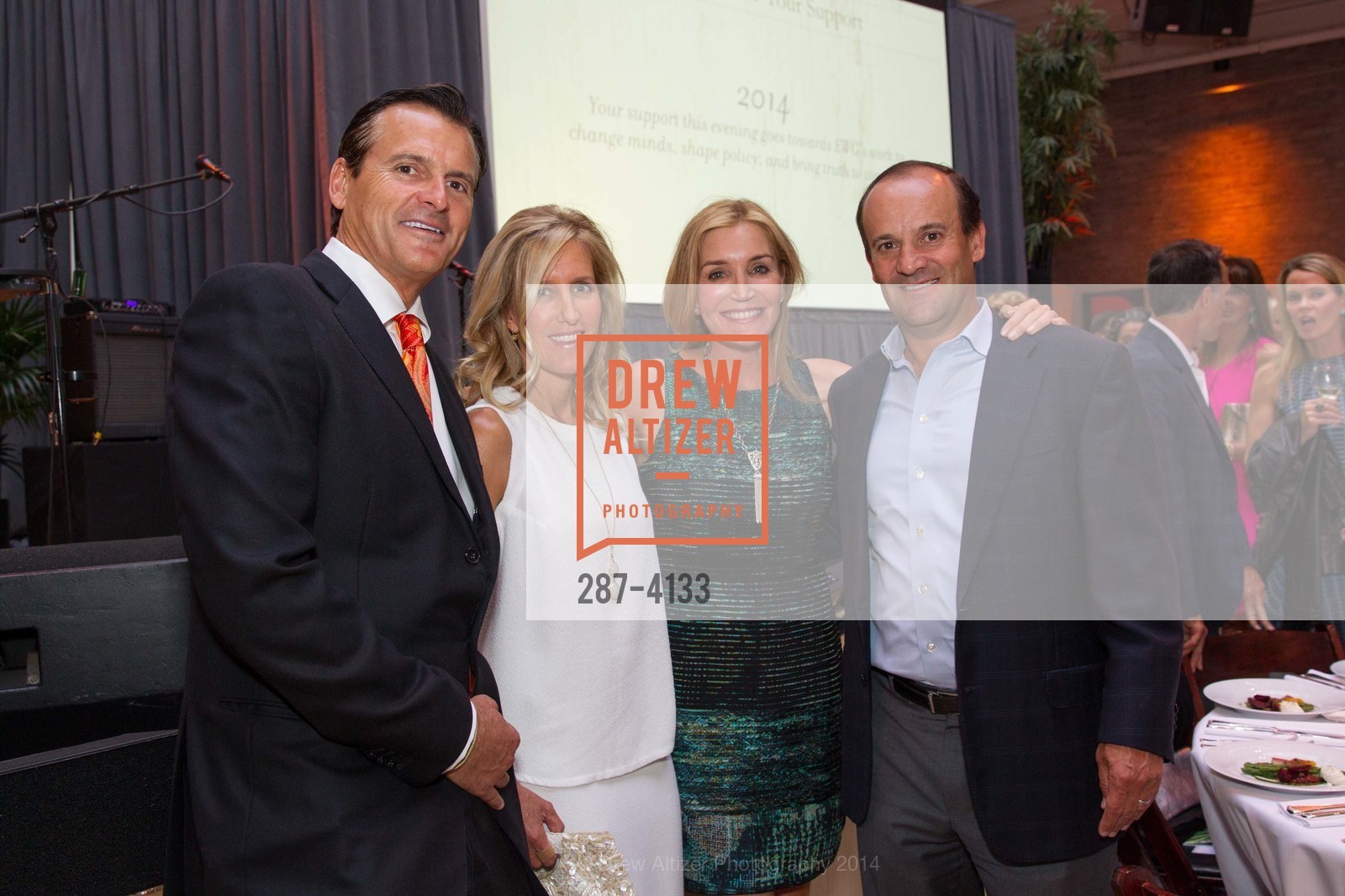 Peter Paulson, Catrina Paulson, Maggie Mack, Carter Mack, 5th Annual ENVIRONMENTAL WORKING GROUP'S Earth Dinner, US, May 20th, 2014, Photo #287-4133 Peter Paulson, Catrina Paulson, Maggie Mack, Carter Mack, Photo #287-4133