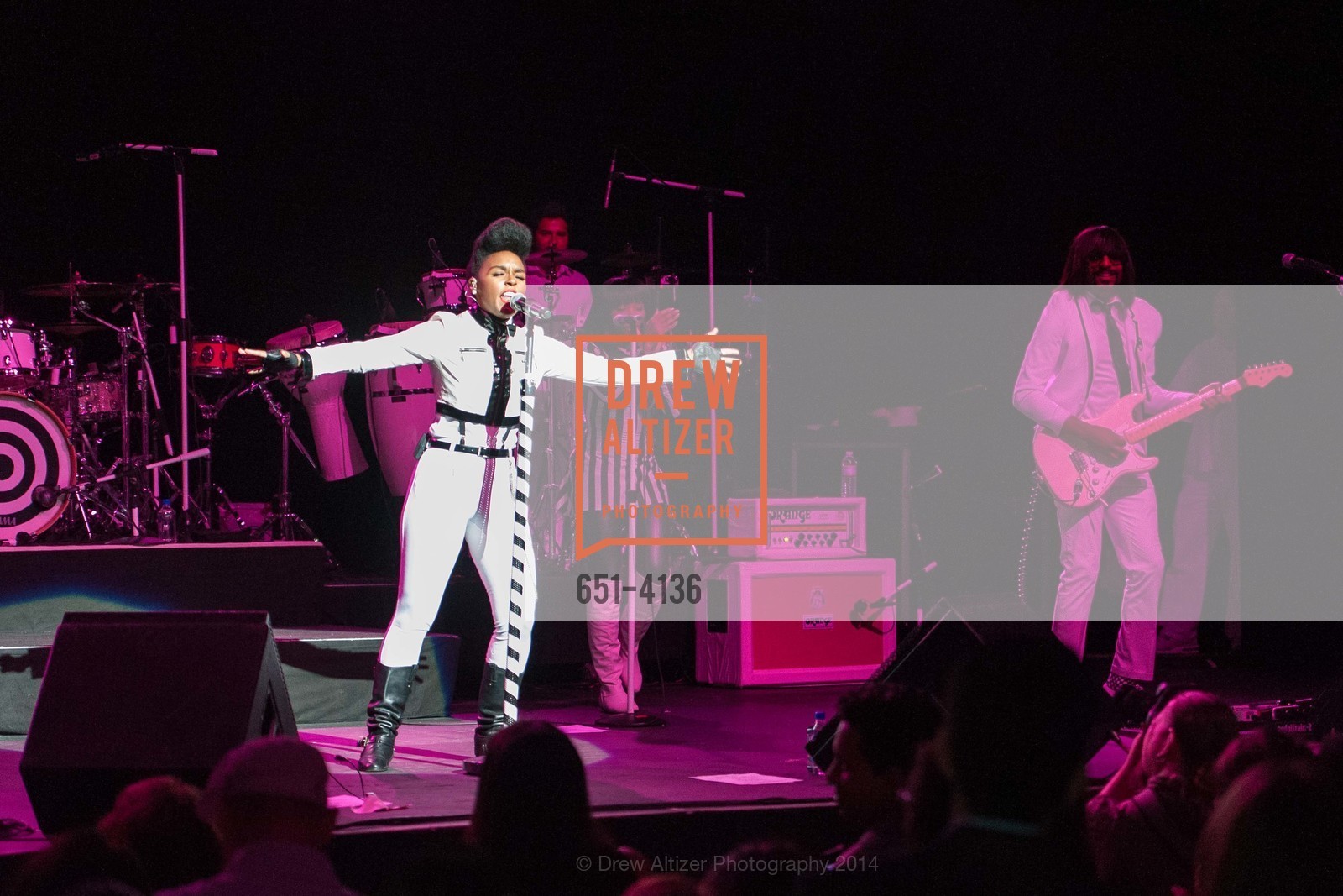 Performance By Janelle Monae, REDF 2014 Benefit Old, US, September 18th, 2014, Photo #651-4136 Performance By Janelle Monae, Photo #651-4136