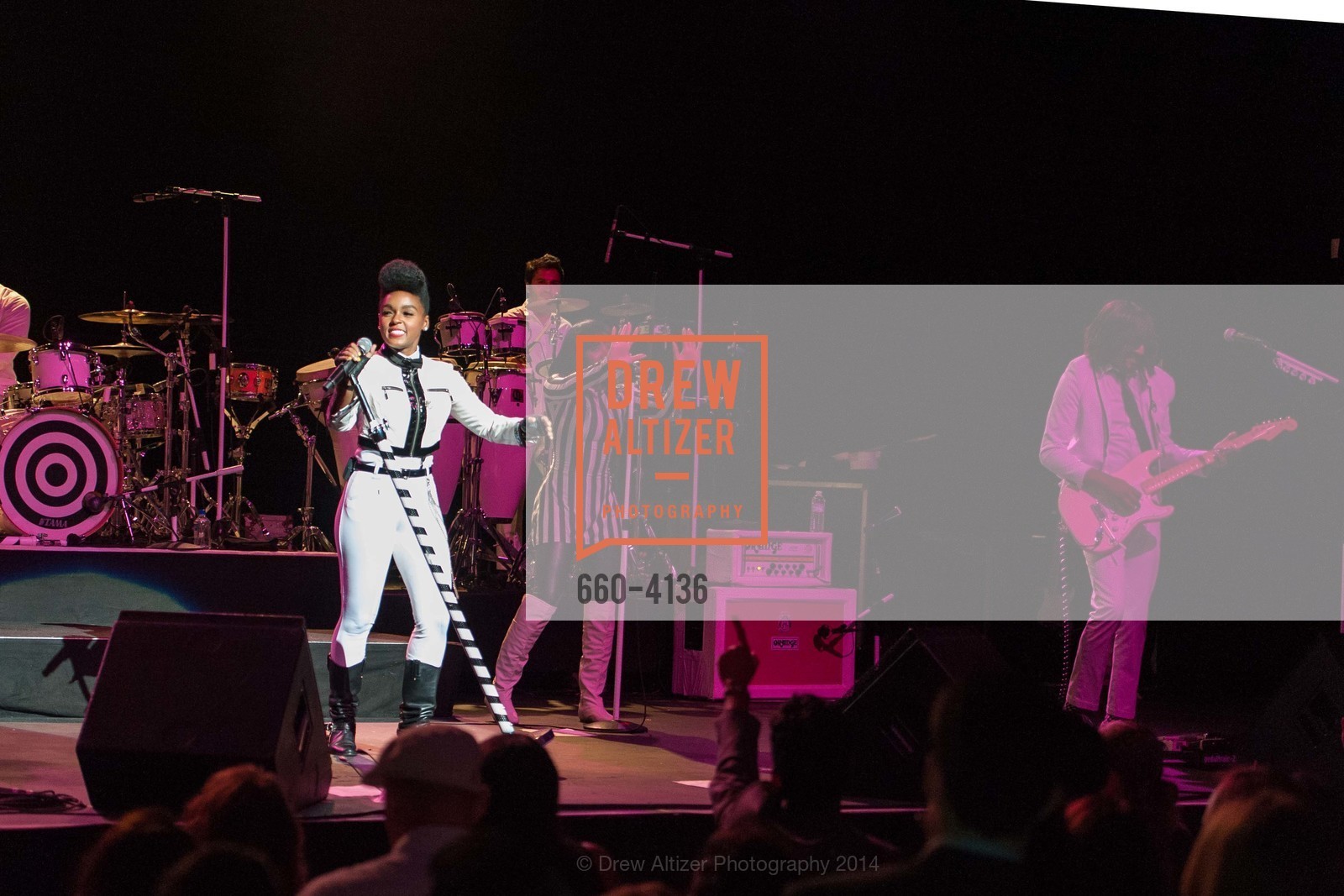 Performance By Janelle Monae, REDF 2014 Benefit Old, US, September 18th, 2014, Photo #660-4136 Performance By Janelle Monae, Photo #660-4136