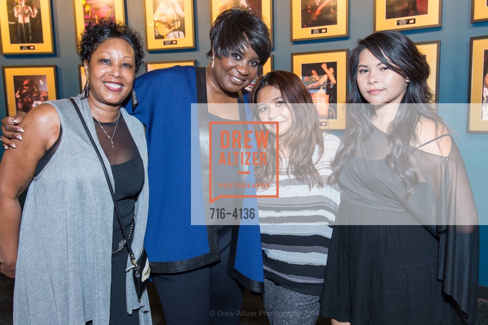 Doris Scott, Annalisa Adams-Qualtiere, Laura Murphy, REDF 2014 Benefit Old, US, September 18th, 2014, Photo #716-4136 Doris Scott, Annalisa Adams-Qualtiere, Laura Murphy, Photo #716-4136