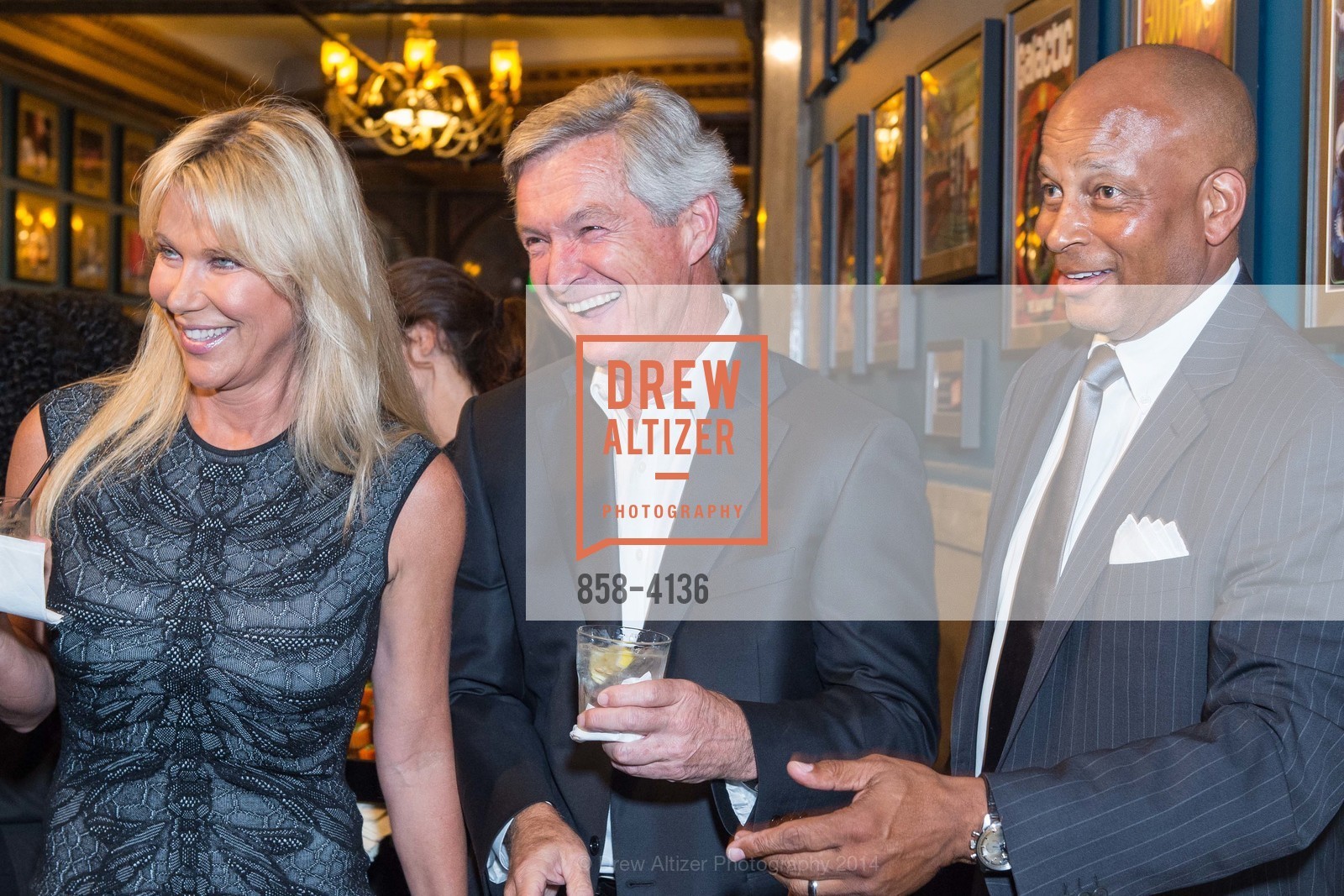 Victoria Stewman, Ronnie Lott, REDF 2014 Benefit Old, US, September 18th, 2014, Photo #858-4136 Victoria Stewman, Ronnie Lott, Photo #858-4136
