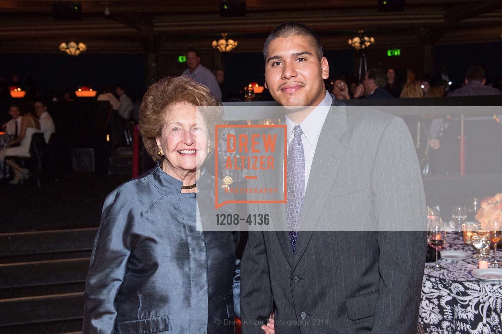 Phyllis Moldaw, Juan Tello, REDF 2014 Benefit Old, US, September 18th, 2014, Photo #1208-4136 Phyllis Moldaw, Juan Tello, Photo #1208-4136