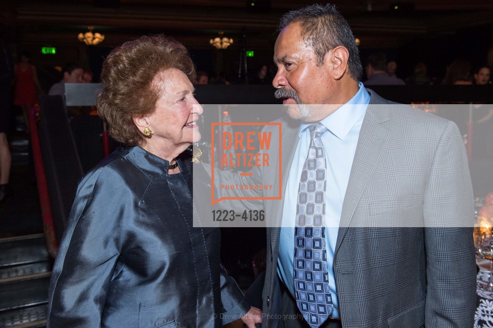Phyllis Moldaw, John Raya, REDF 2014 Benefit Old, US, September 18th, 2014, Photo #1223-4136 Phyllis Moldaw, John Raya, Photo #1223-4136