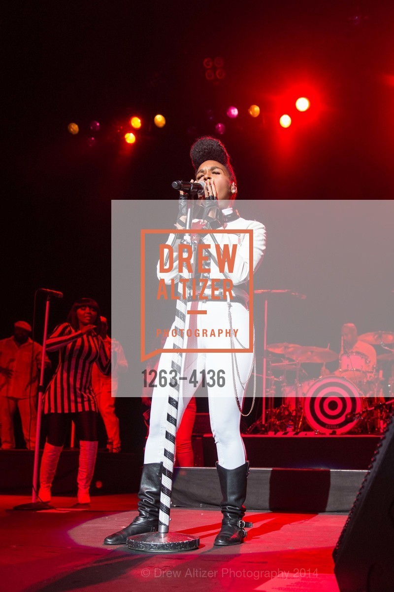 Performance By Janelle Monae, REDF 2014 Benefit Old, US, September 18th, 2014, Photo #1263-4136 Performance By Janelle Monae, Photo #1263-4136