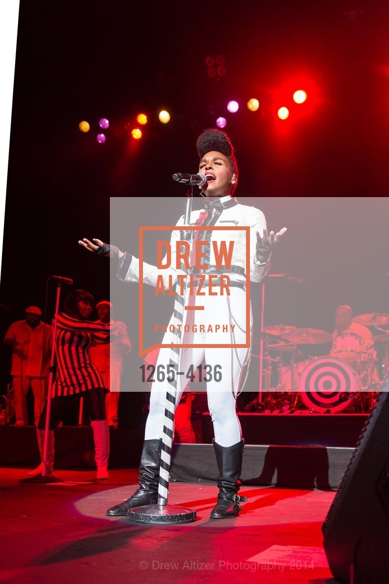 Performance By Janelle Monae, REDF 2014 Benefit Old, US, September 18th, 2014, Photo #1265-4136 Performance By Janelle Monae, Photo #1265-4136