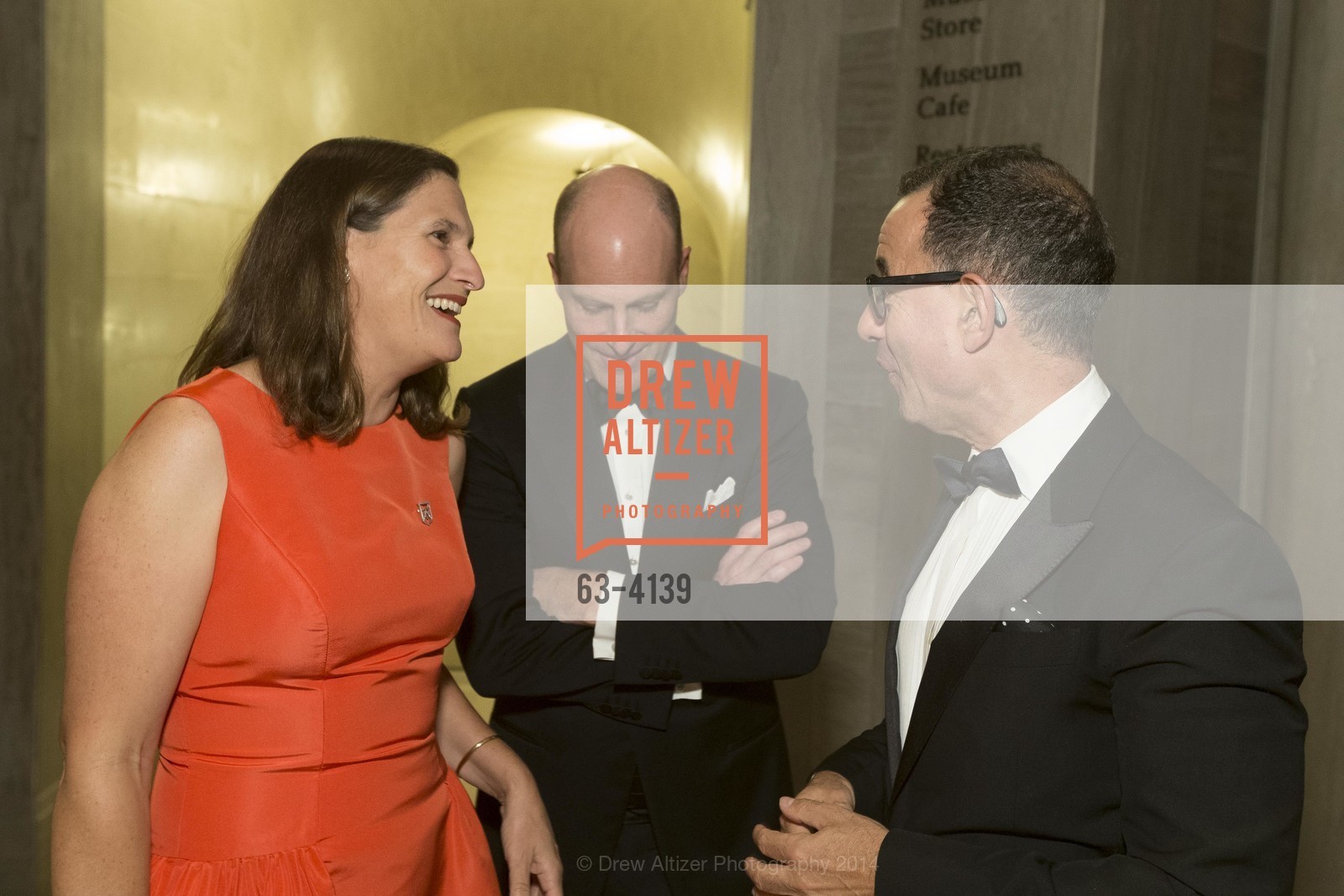 Holland Lynch, KC Lynch, Colin Bailey, LEGION OF HONOR Hosts HOUGHTON HALL Black-Tie Dinner, US, October 15th, 2014, Photo #63-4139 Holland Lynch, KC Lynch, Colin Bailey, Photo #63-4139