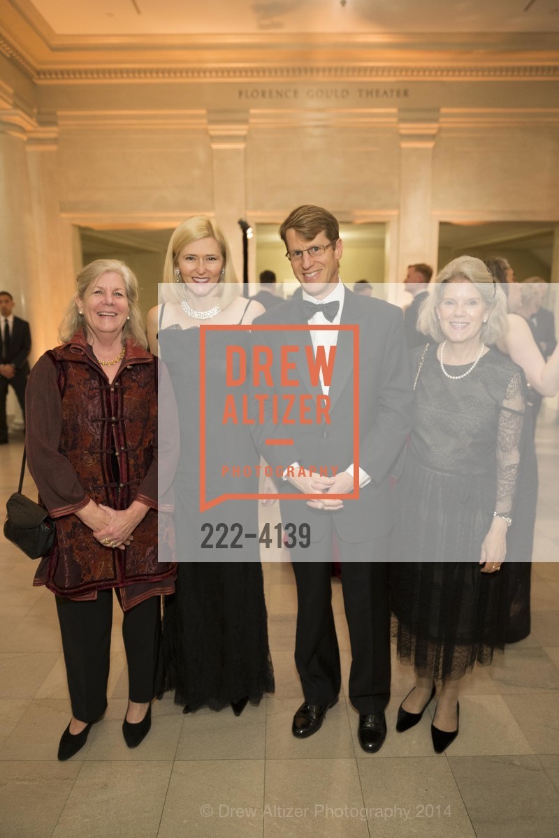 Lauren Hall, LEGION OF HONOR Hosts HOUGHTON HALL Black-Tie Dinner, US, October 15th, 2014, Photo #222-4139 Lauren Hall, Photo #222-4139