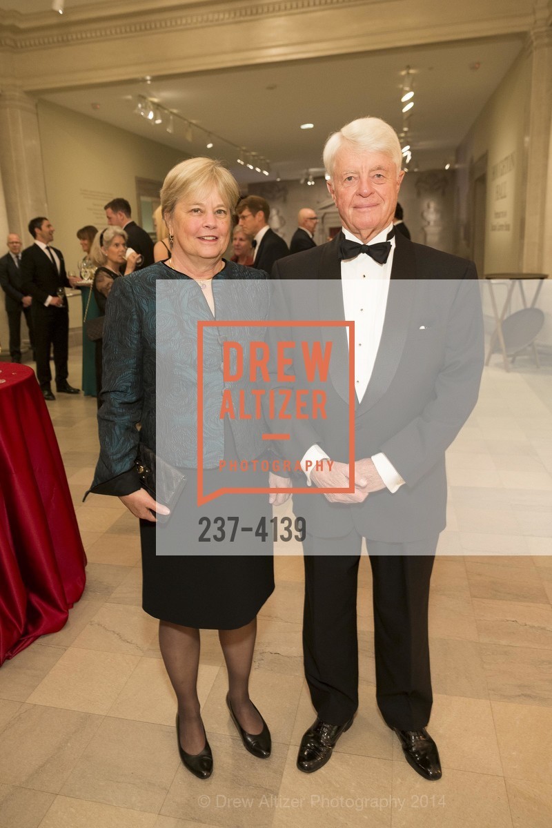 LEGION OF HONOR Hosts HOUGHTON HALL Black-Tie Dinner, US, October 15th, 2014, Photo #237-4139 Photo #237-4139