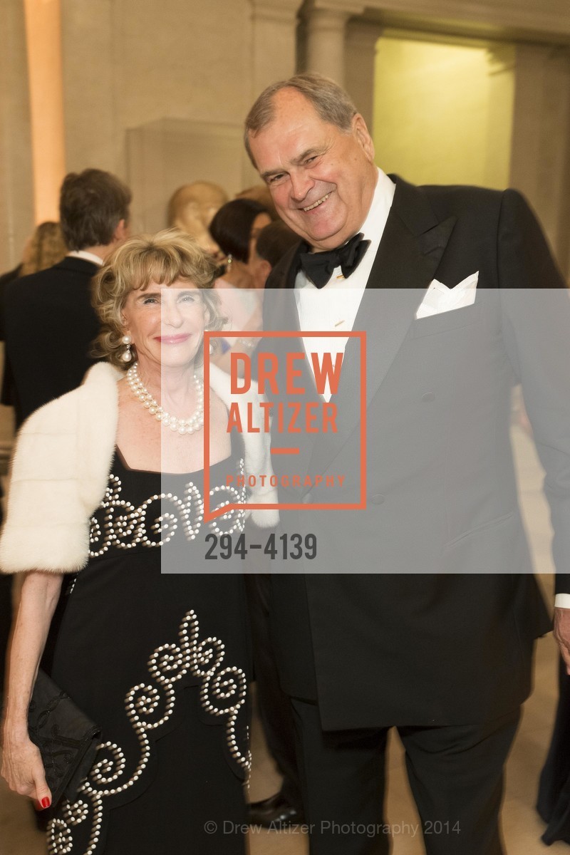 Lucy Hamilton, William Hamilton, LEGION OF HONOR Hosts HOUGHTON HALL Black-Tie Dinner, US, October 15th, 2014, Photo #294-4139 Lucy Hamilton, William Hamilton, Photo #294-4139