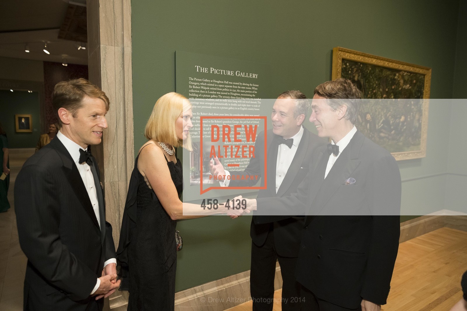 Lauren Hall, Lord Cholmondeley, LEGION OF HONOR Hosts HOUGHTON HALL Black-Tie Dinner, US, October 15th, 2014, Photo #458-4139 Lauren Hall, Lord Cholmondeley, Photo #458-4139