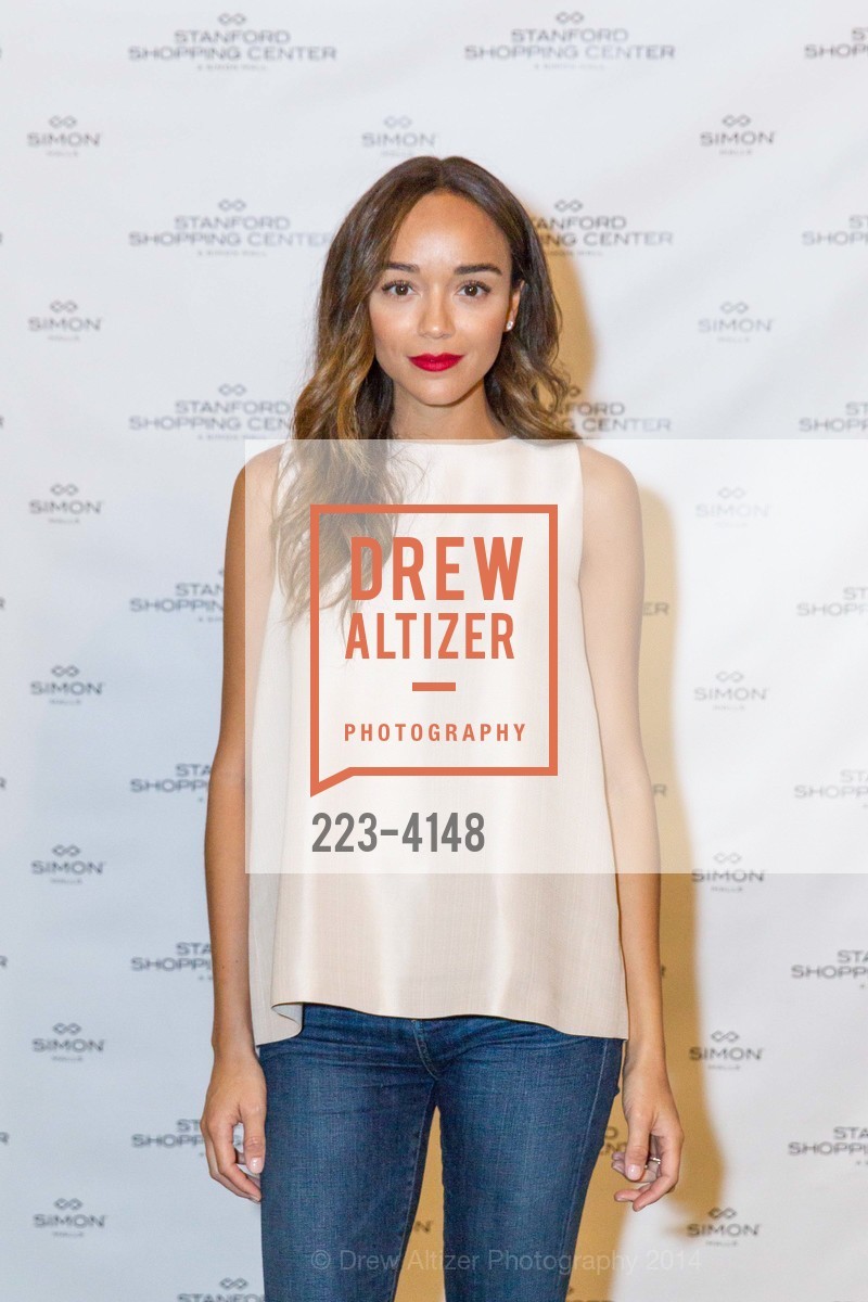 Ashley Madekwe, Runway & Cocktail Partnership with VOGUE, US, October 31st, 2014, Photo #223-4148 Ashley Madekwe, Photo #223-4148