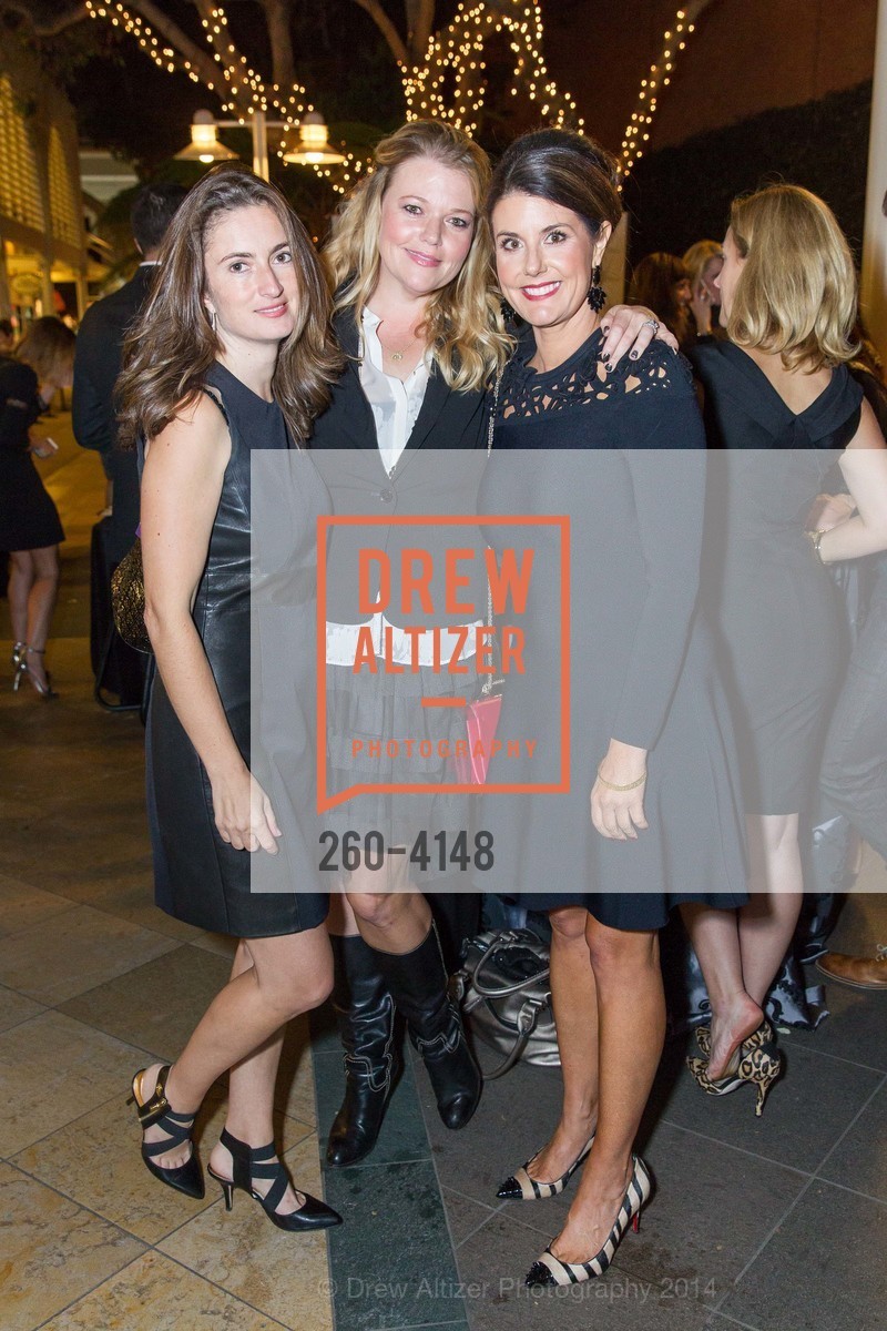 Chara Burnett, Jennifer Joffe, Carissa Ashman, Runway & Cocktail Partnership with VOGUE, US, October 31st, 2014, Photo #260-4148 Chara Burnett, Jennifer Joffe, Carissa Ashman, Photo #260-4148