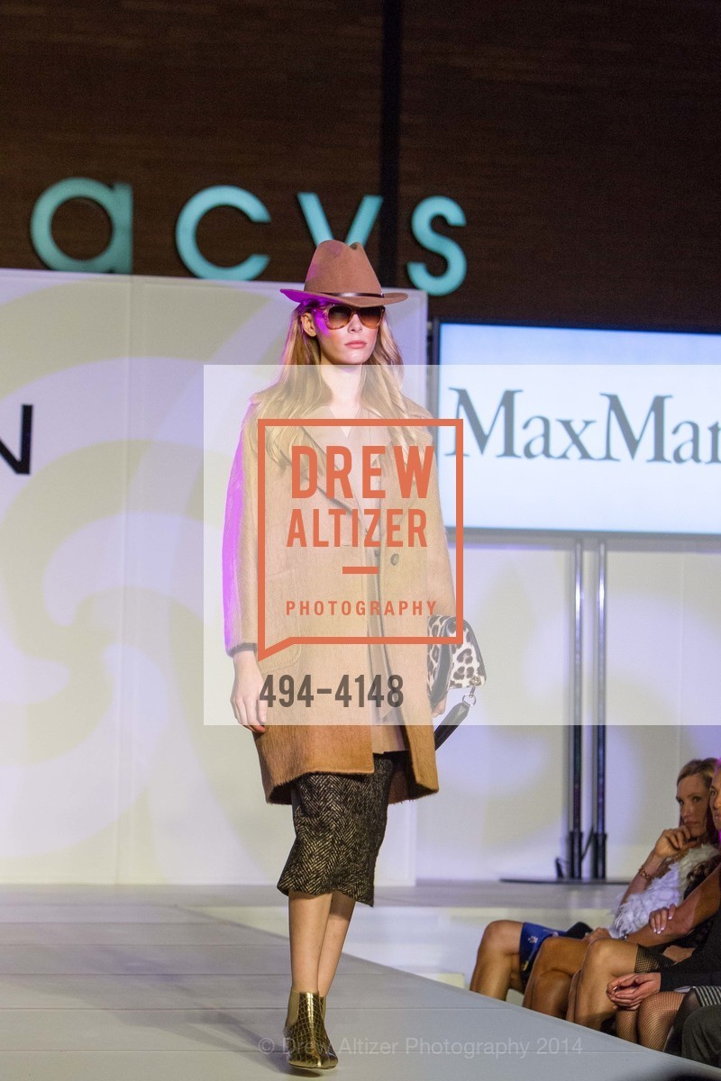 Fashion Show, Runway & Cocktail Partnership with VOGUE, US, October 31st, 2014, Photo #494-4148 Fashion Show, Photo #494-4148