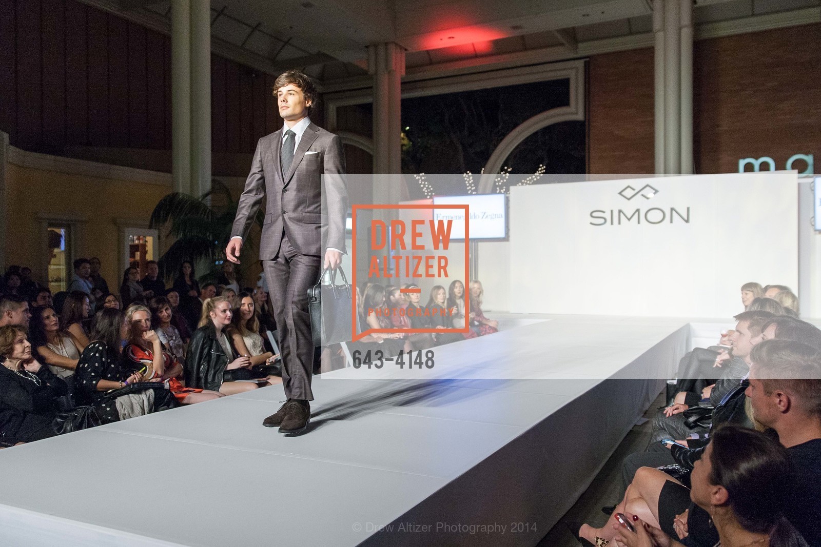 Fashion Show, Runway & Cocktail Partnership with VOGUE, US, October 31st, 2014, Photo #643-4148 Fashion Show, Photo #643-4148