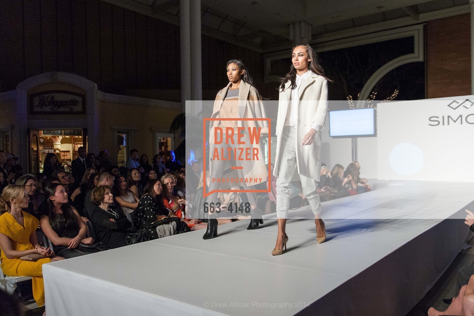 Fashion Show, Runway & Cocktail Partnership with VOGUE, US, October 31st, 2014, Photo #663-4148 Fashion Show, Photo #663-4148